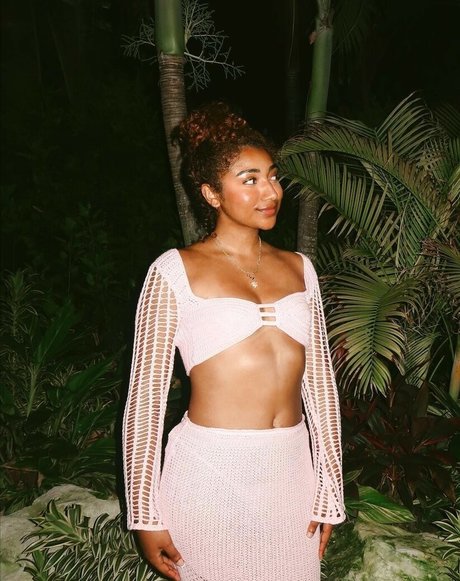 krystalogy onlyfans nudes