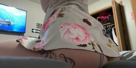 naenae1111 only fans nude