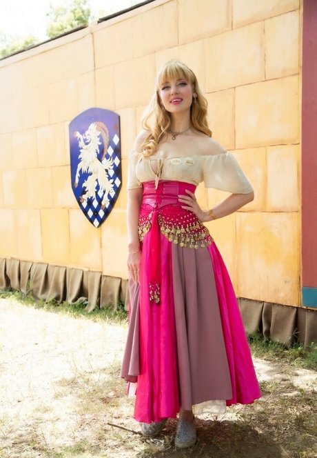 The Naughty Wench onlyfans xxx