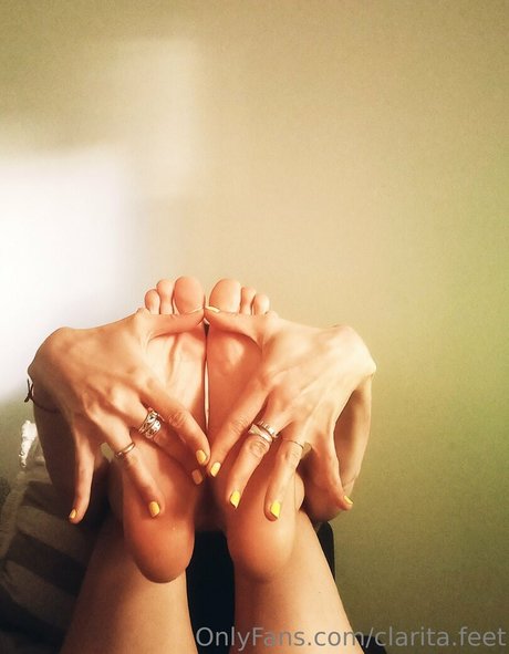 clarita feet onlyfans content