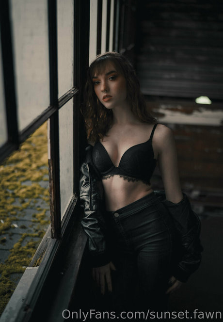 sunset fawn onlyfans nude leaks