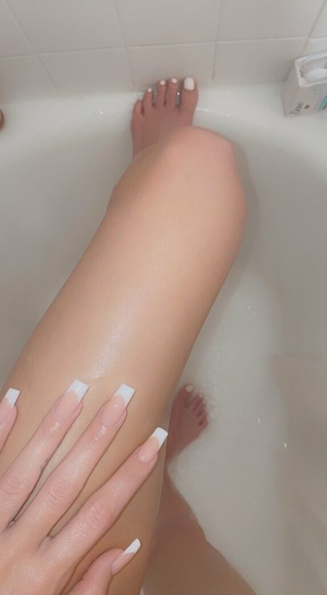 neesababyy onlyfans nude content