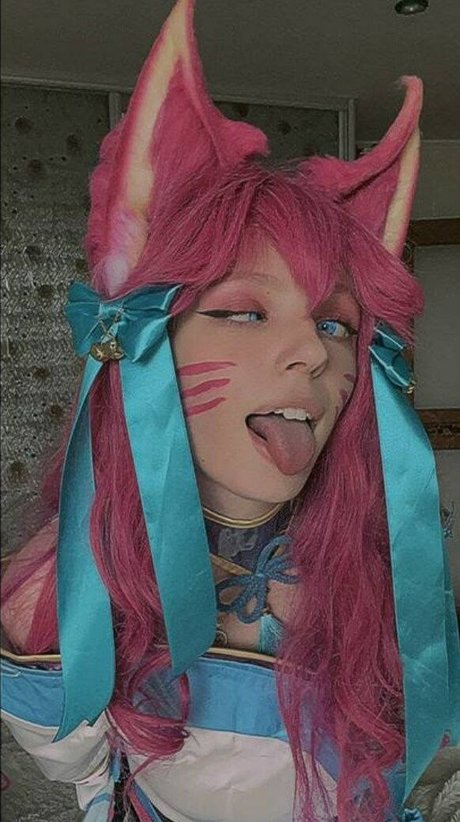 Romanowwa onlyfans nude