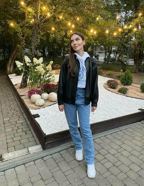 vika ua nudes onlyfans