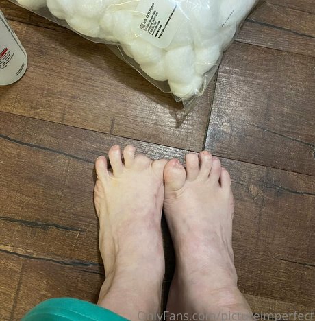 pictureimperfect onlyfans leaked