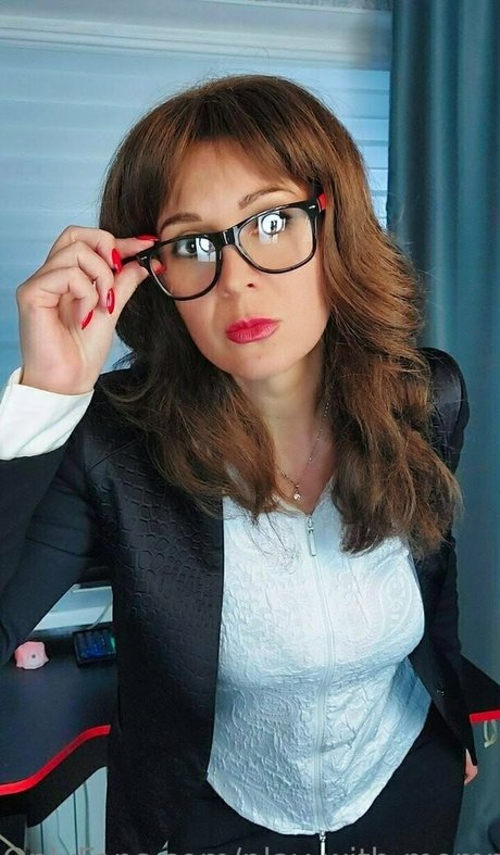 amateur mom onlyfans exclusive self-portrait