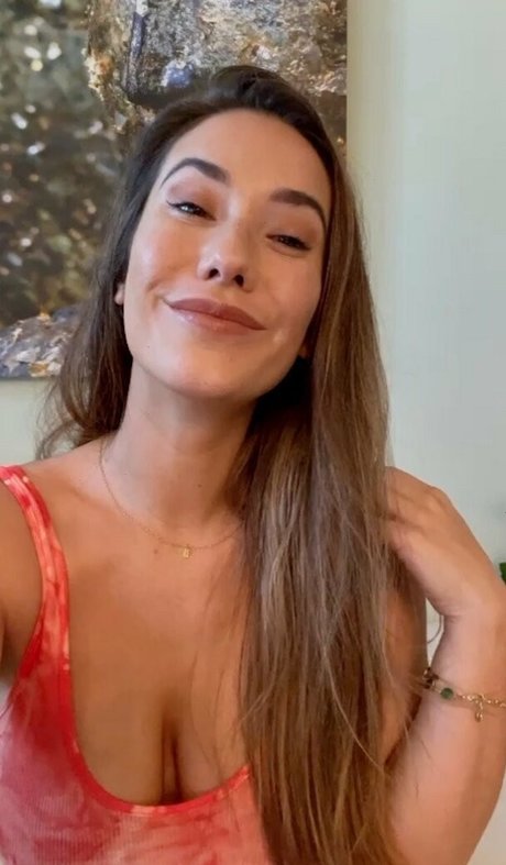fallinlovia leaked onlyfans nudes
