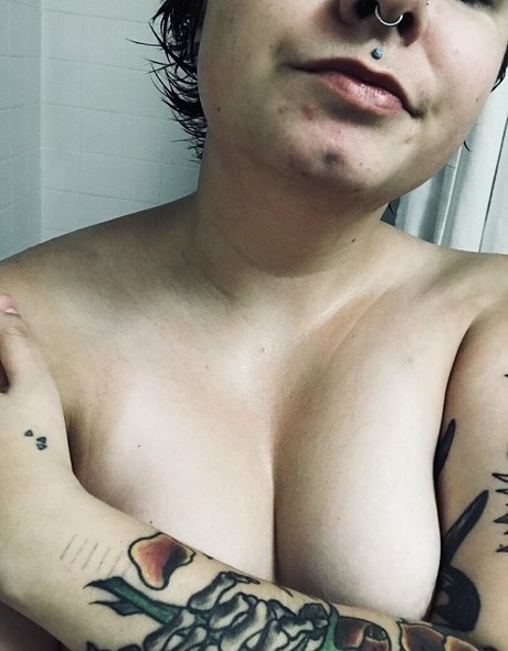 rainbowbelli onlyfans nsfw