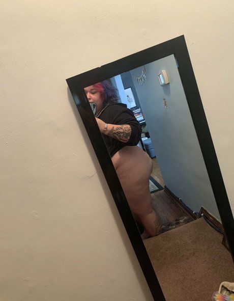 rainbowbelli onlyfans sex tape