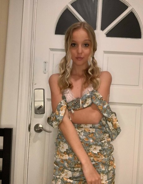 Morgan Cryer porn only fans