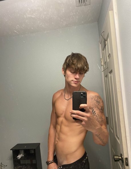 hungodeyfree onlyfans pics