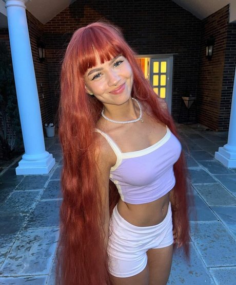 Larissa Kimberly onlyfans pics