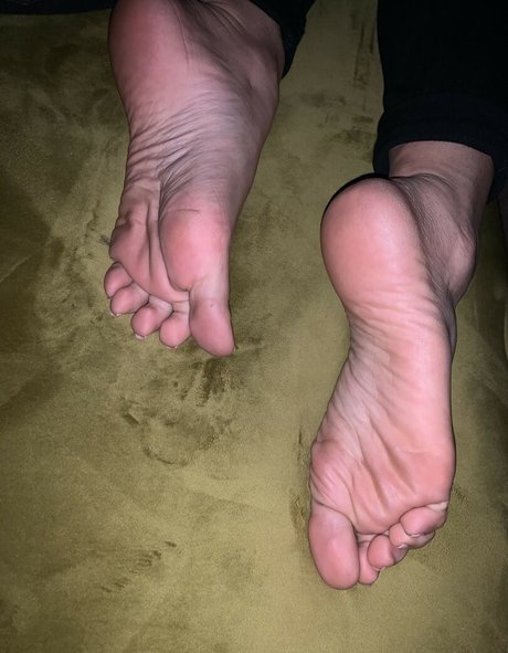 solidgoddesss97 nude on onlyfans