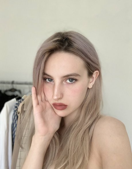 Anny Walker onlyfans porn