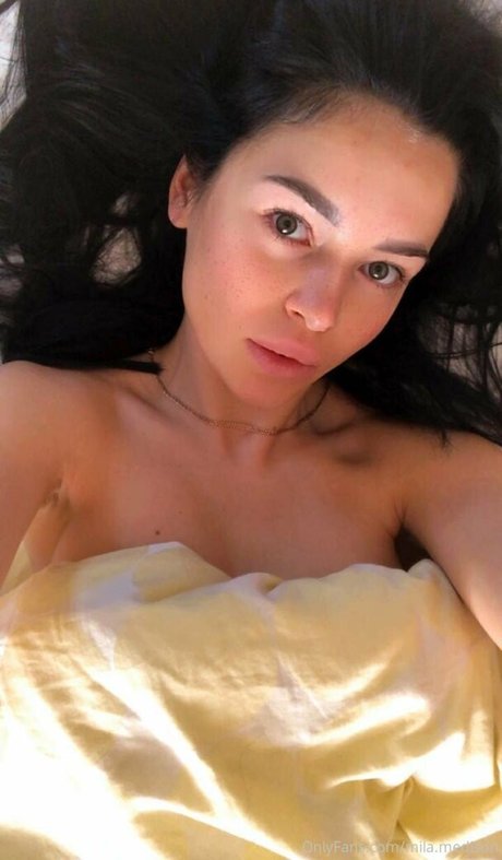 Mila Moore onlyfans sextape leak