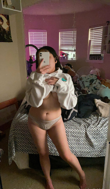 sandyth3li0n onlyfans public photos