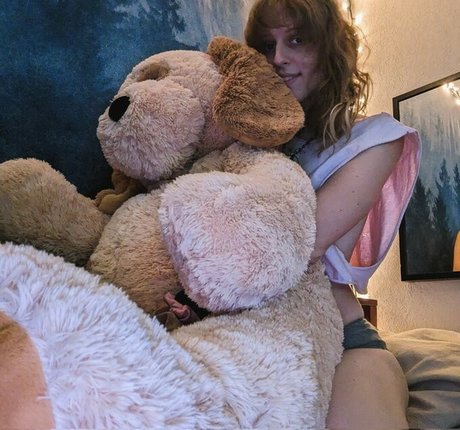 WerePupper topless onlyfans