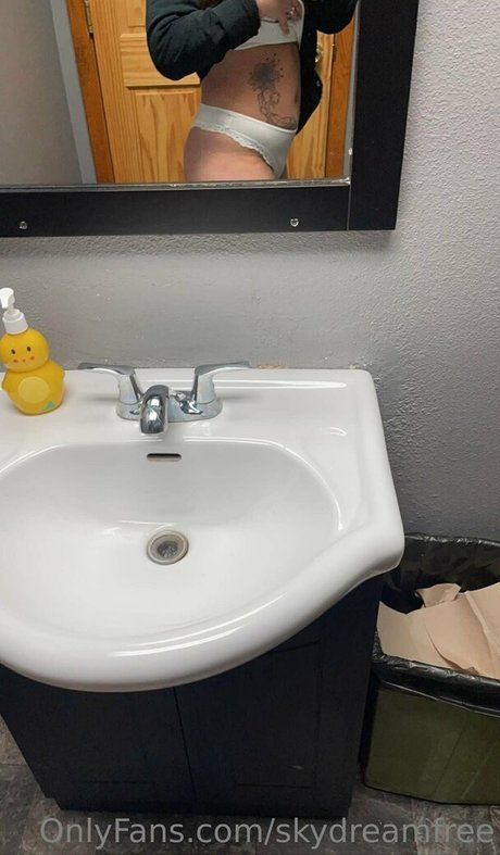 skydreamfree nude leaked onlyfans