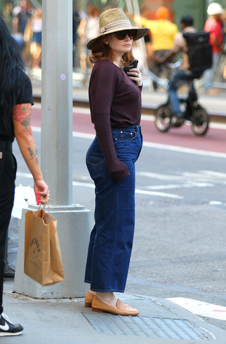 Bryce Dallas Howard onlyfans ass