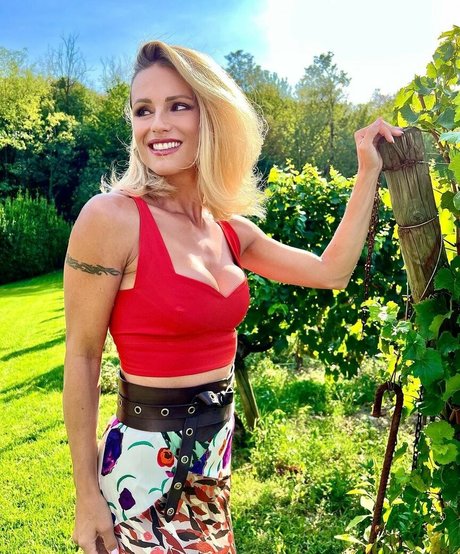 Michelle Hunziker leaked onlyfans content