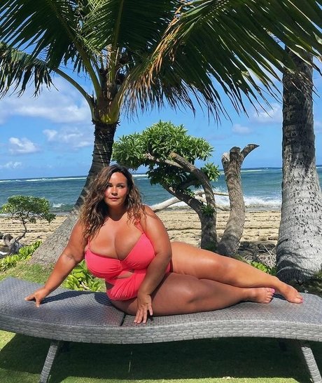 Nicole Denise Johansson onlyfans.