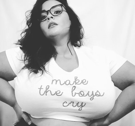 curvy free onlyfans nudes capture