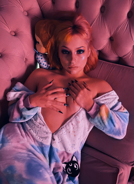 lamoon nsfw en onlyfans