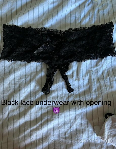 alessandra jadior onlyfans pics