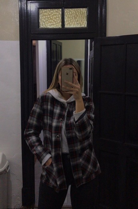 belonly onlyfans naked pics