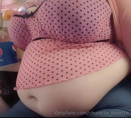 chubb1e bunn1e feet onlyfans