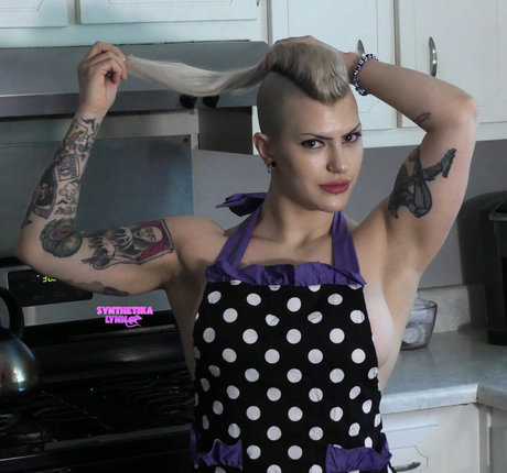 Synthetika Lynn only fans porn