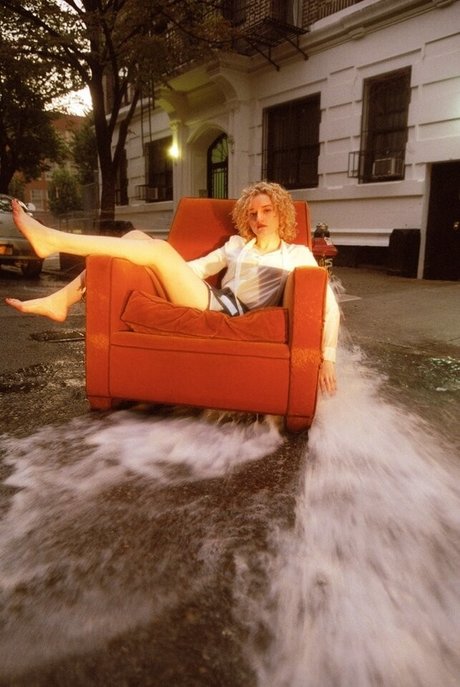 Julia Garner leaked nudes onlyfans