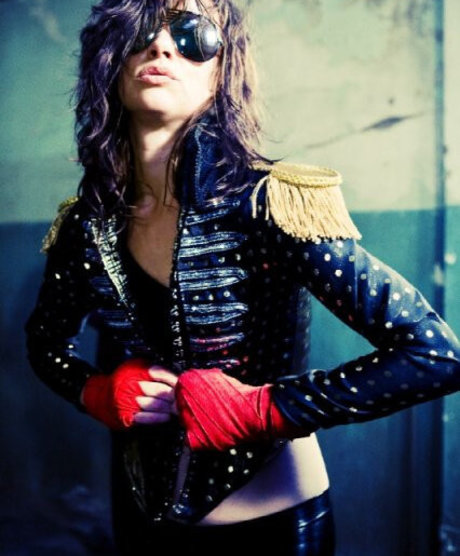 Juliette Lewis onlyfans strip tease