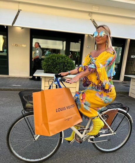 Mara Traversi naked on onlyfans