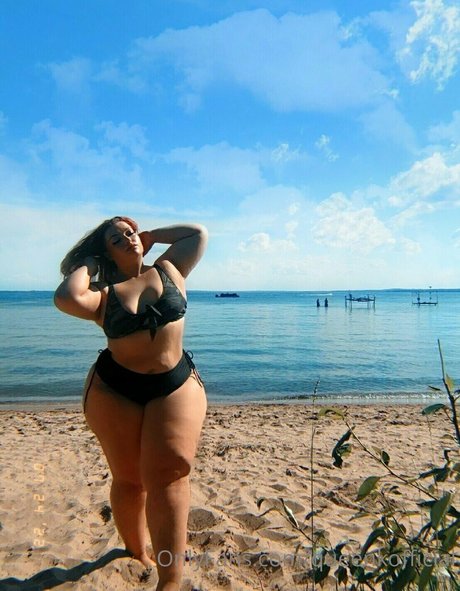 queenkofficial onlyfans explicit content