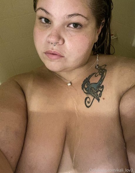 kali lov3_ onlyfans leaked pics