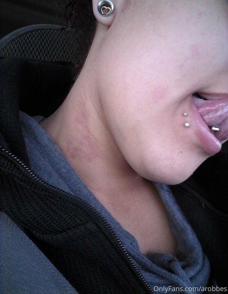 arobbes leaked only fans