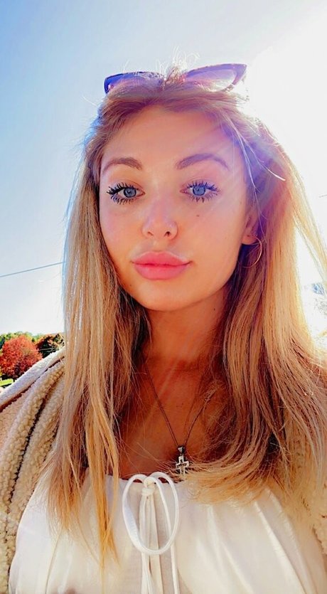 meakelena Profile pic