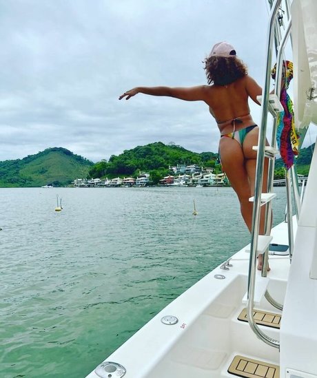 Gabriela Moreyra onlyfans porn leaks