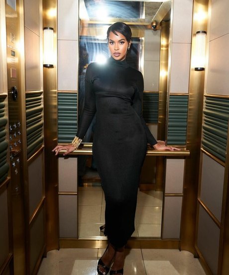 Sabrina Elba onlyfans xxx