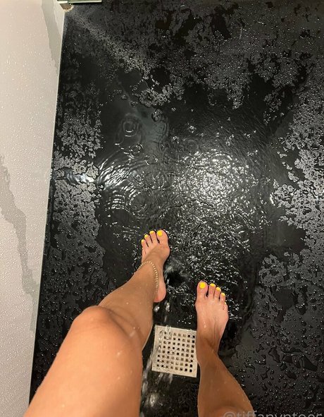 alittleoftiff onlyfans leaks