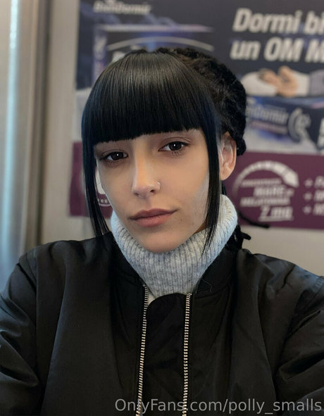 polly smalls onlyfans nudes leaks