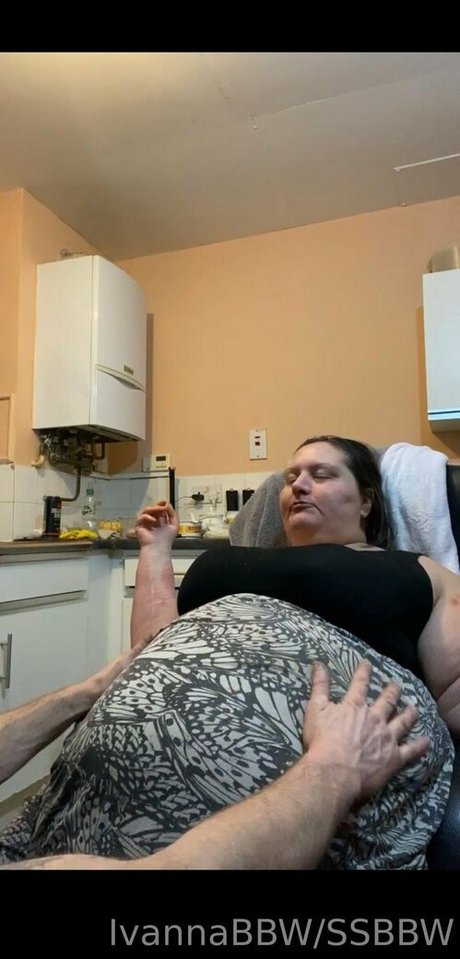 ivannabbw onlyfans posts