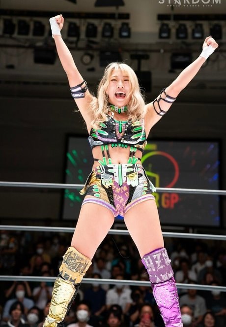 hairy milf onlyfans hot naked image