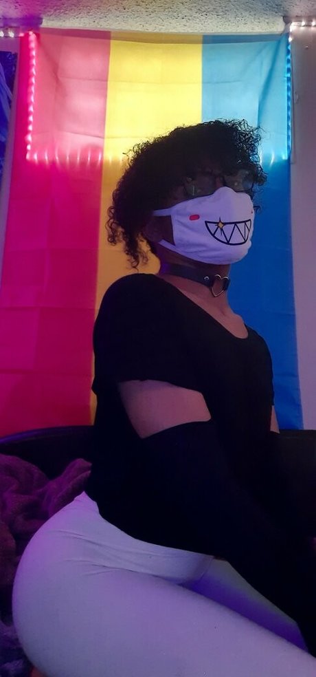 gassyzen onlyfans nude content