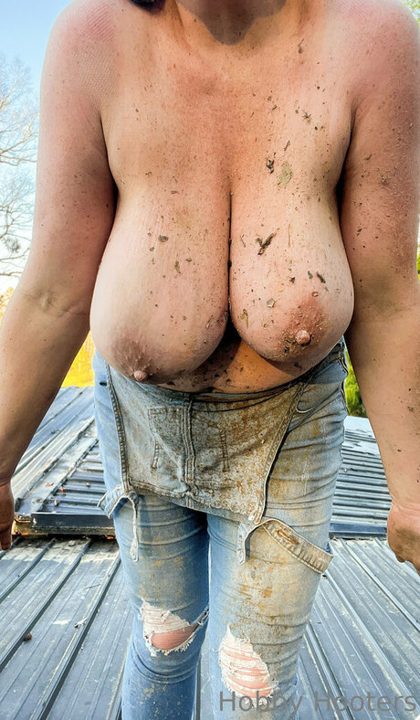 hobbyhooters is on onlyfans