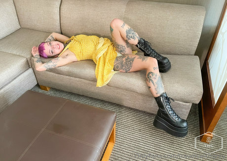 travelswithgrey nudes only fans