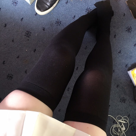 Tsuruko The Alien onlyfans.