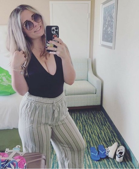 Cherrycgames onlyfans joi