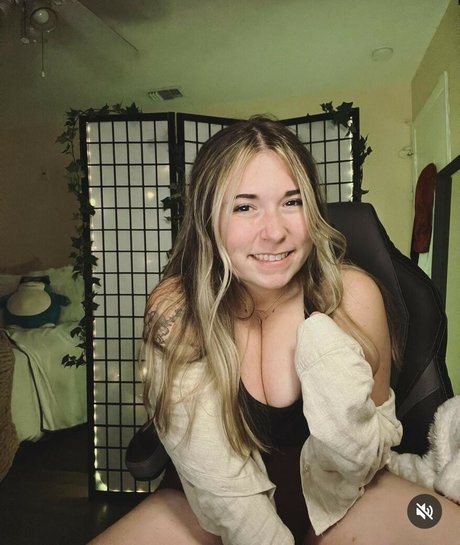 Cherrycgames only fans leaked porn